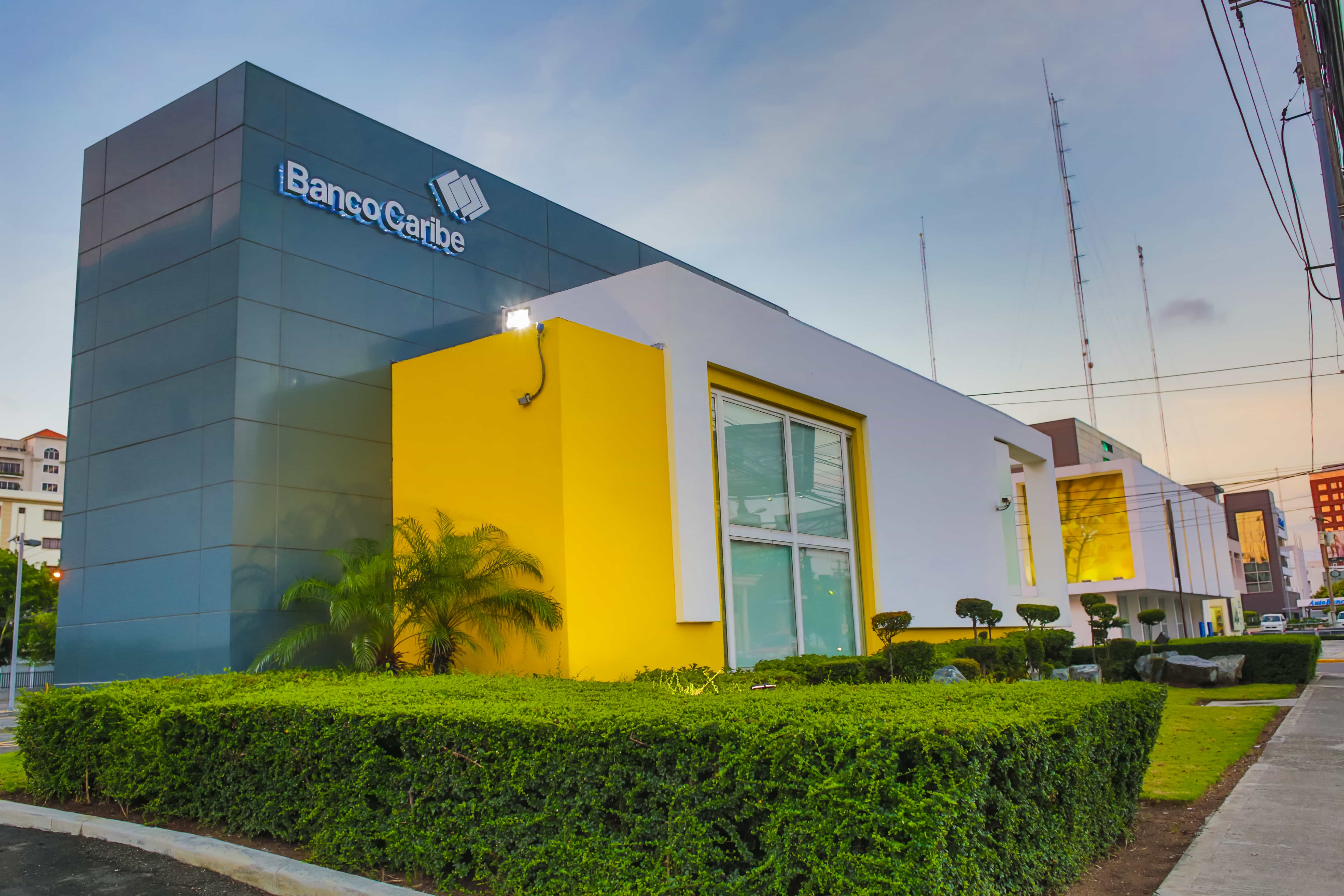 Imagen Feller Rate sube a “BBB+” la calificación de solvencia.