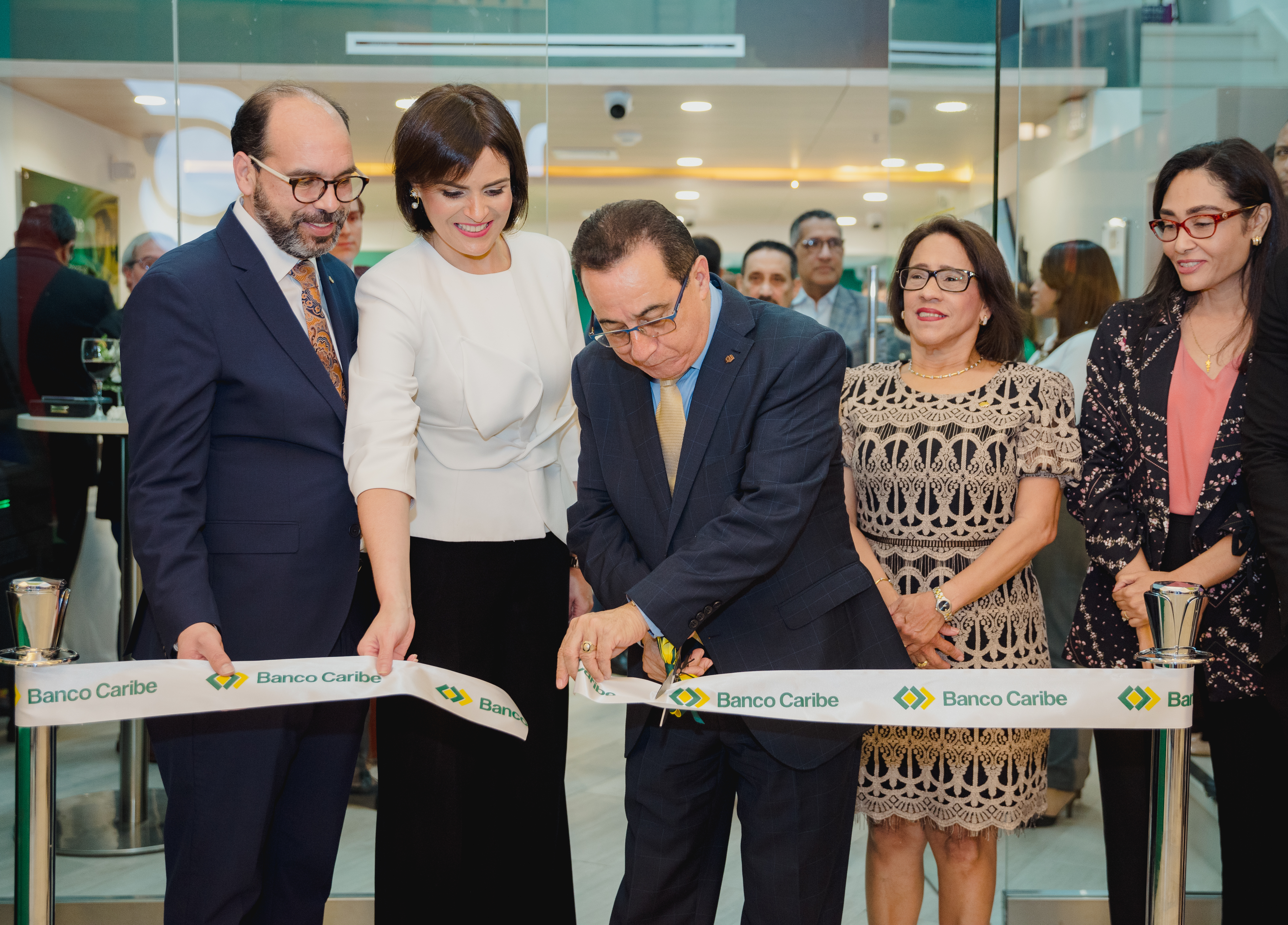 Apertura nueva sucursal Ágora Mall