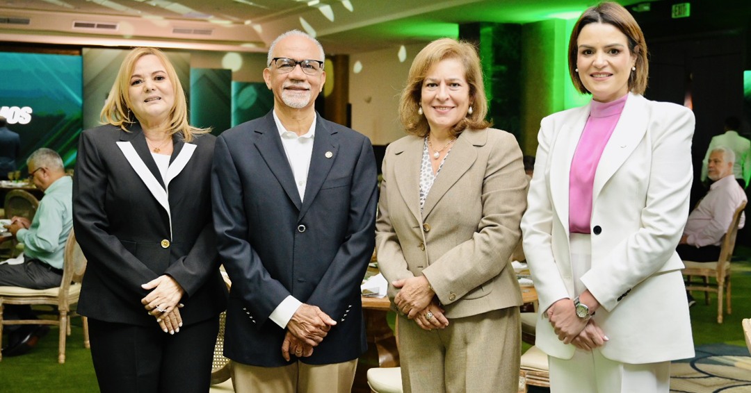 Imagen Banco Caribe ofrece desayuno - conferencia para empresarios del cibao