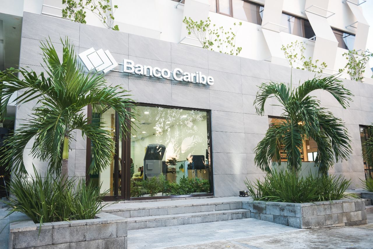 Imagen Banco Caribe abre sucursal en Punta Cana